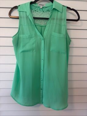 Express Mint Green Collared Sleeveless Button-Down Portofino Blouse
